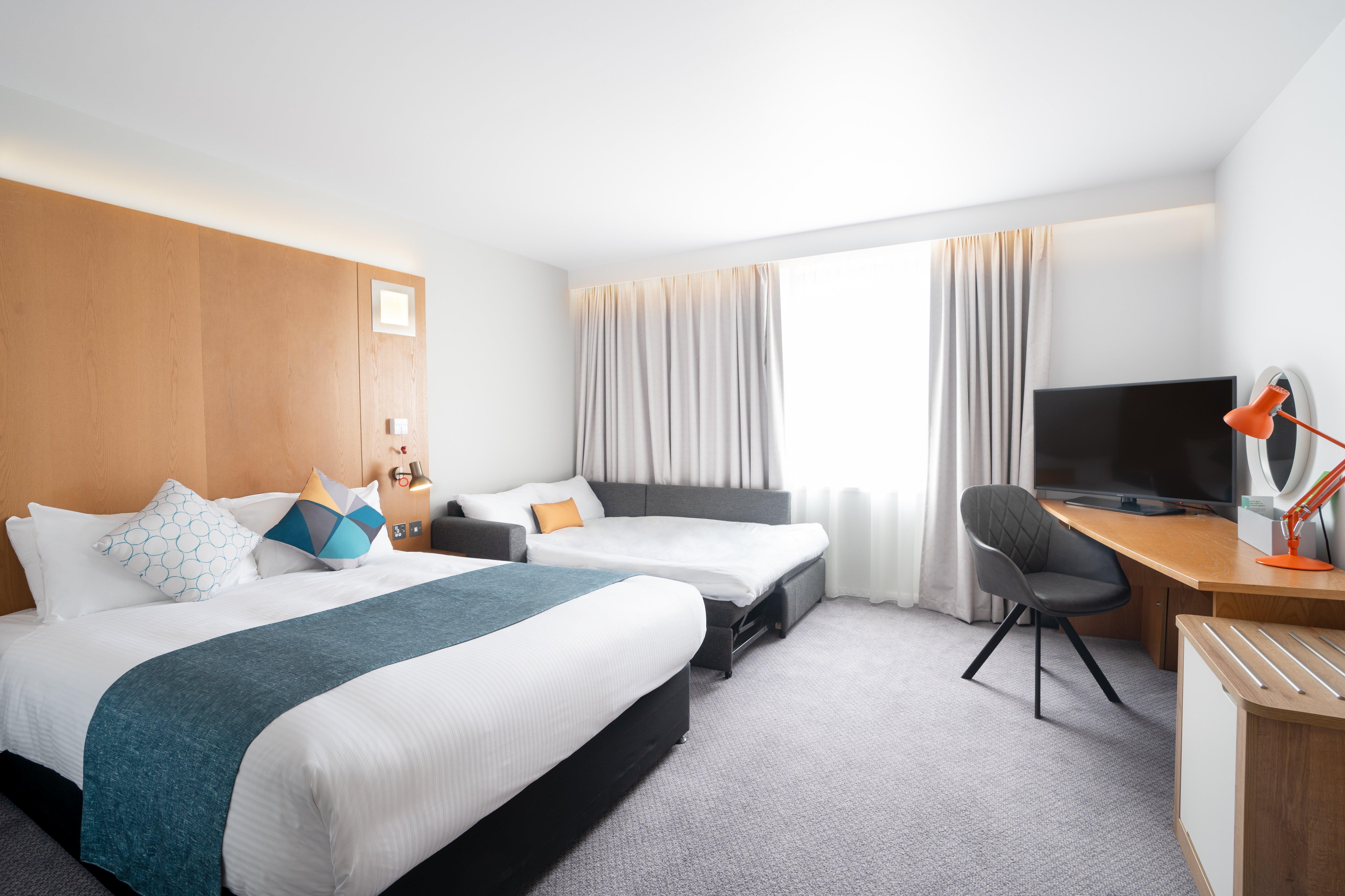 Holiday Inn Bournemouth By Ihg Exterior photo