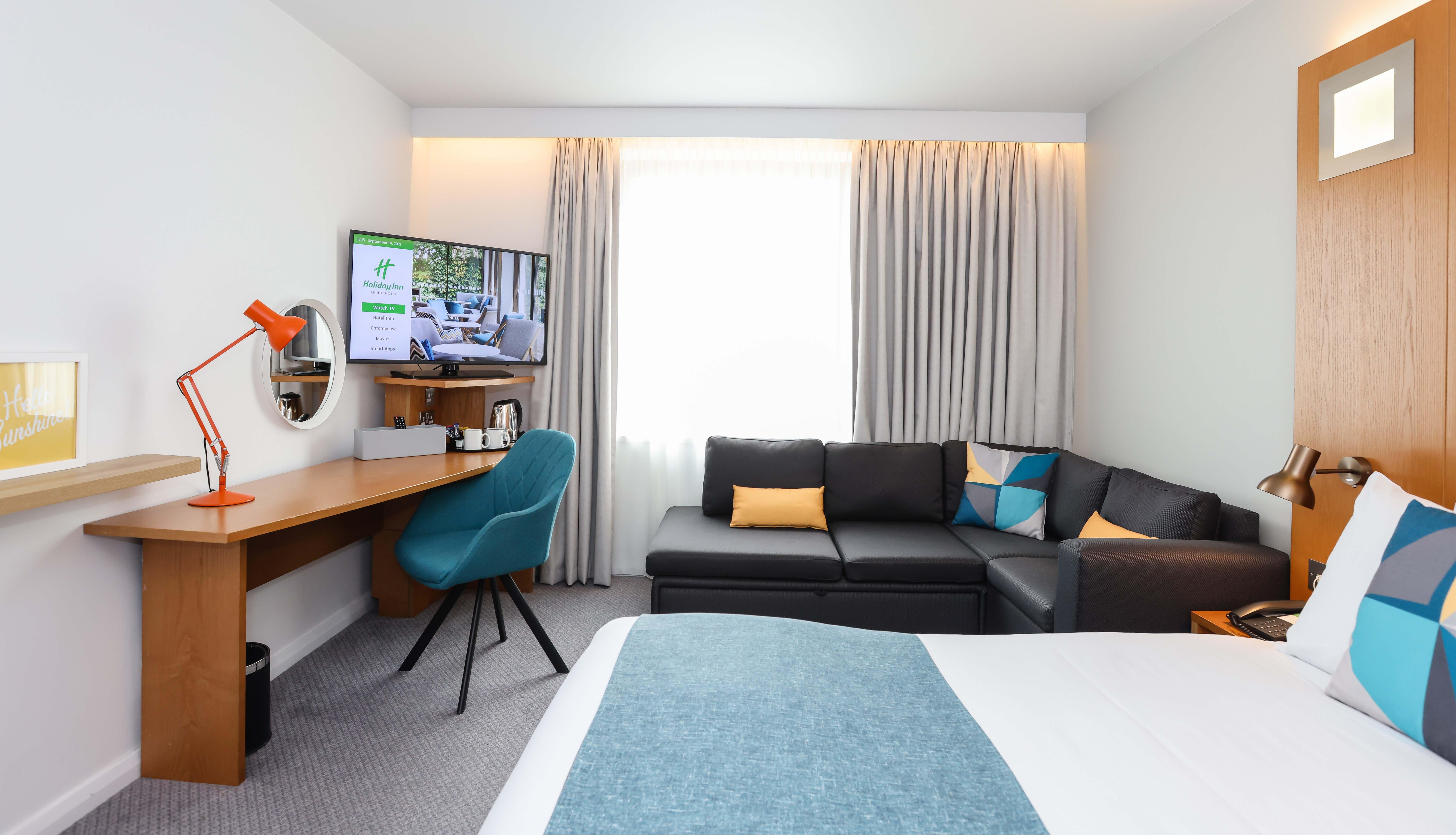 Holiday Inn Bournemouth By Ihg Exterior photo