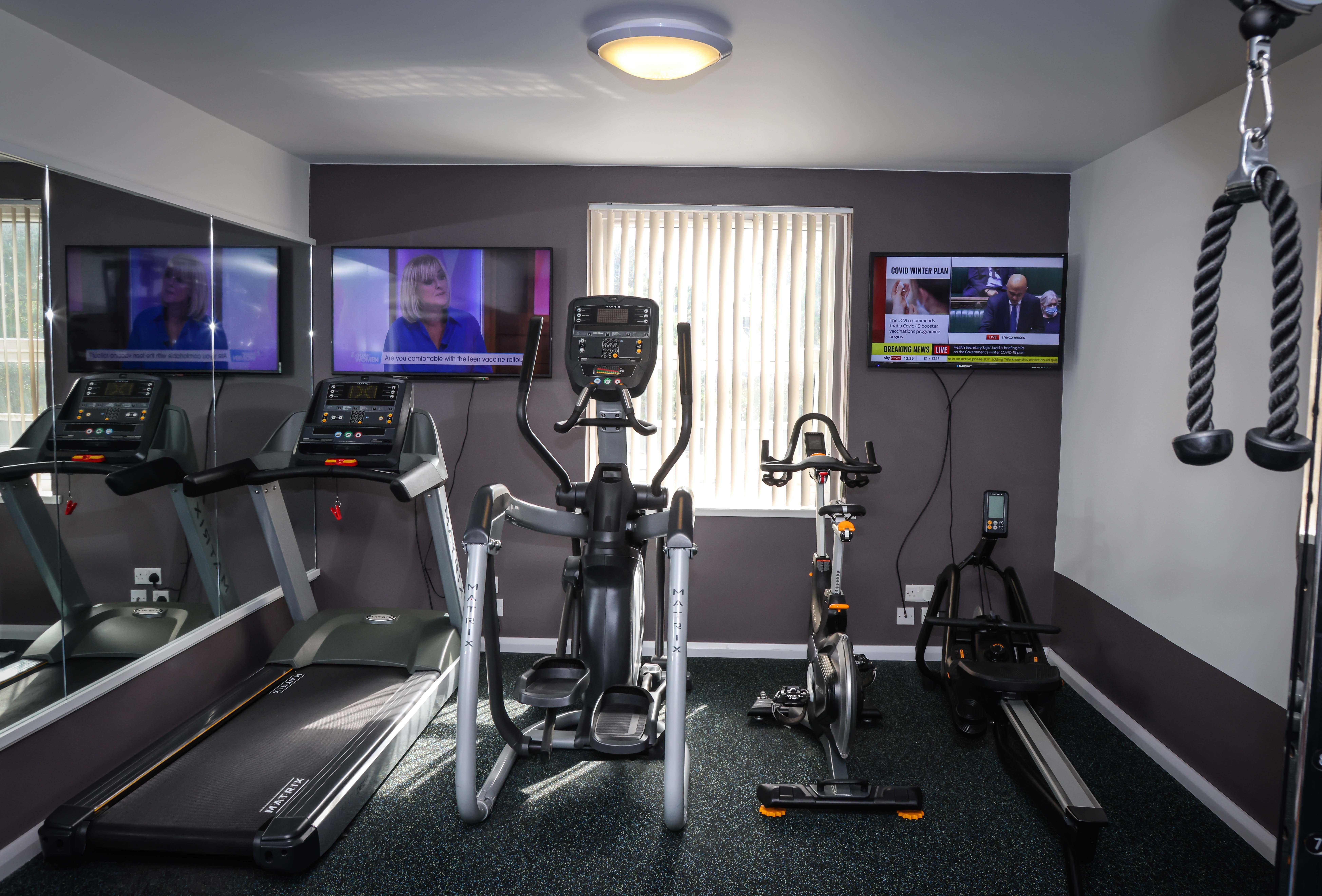 Holiday Inn Bournemouth By Ihg Exterior photo